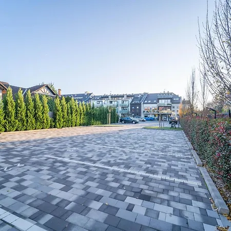 Family Apartment Sarvar