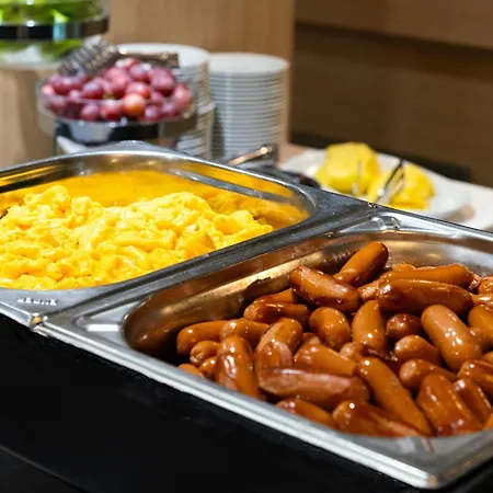 R31 Апартаменты *