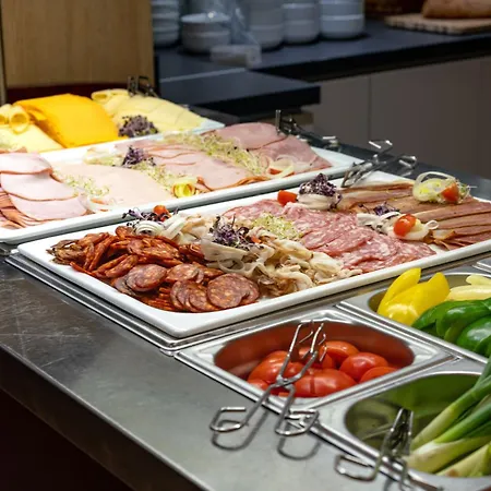 Апартаменты R31 *